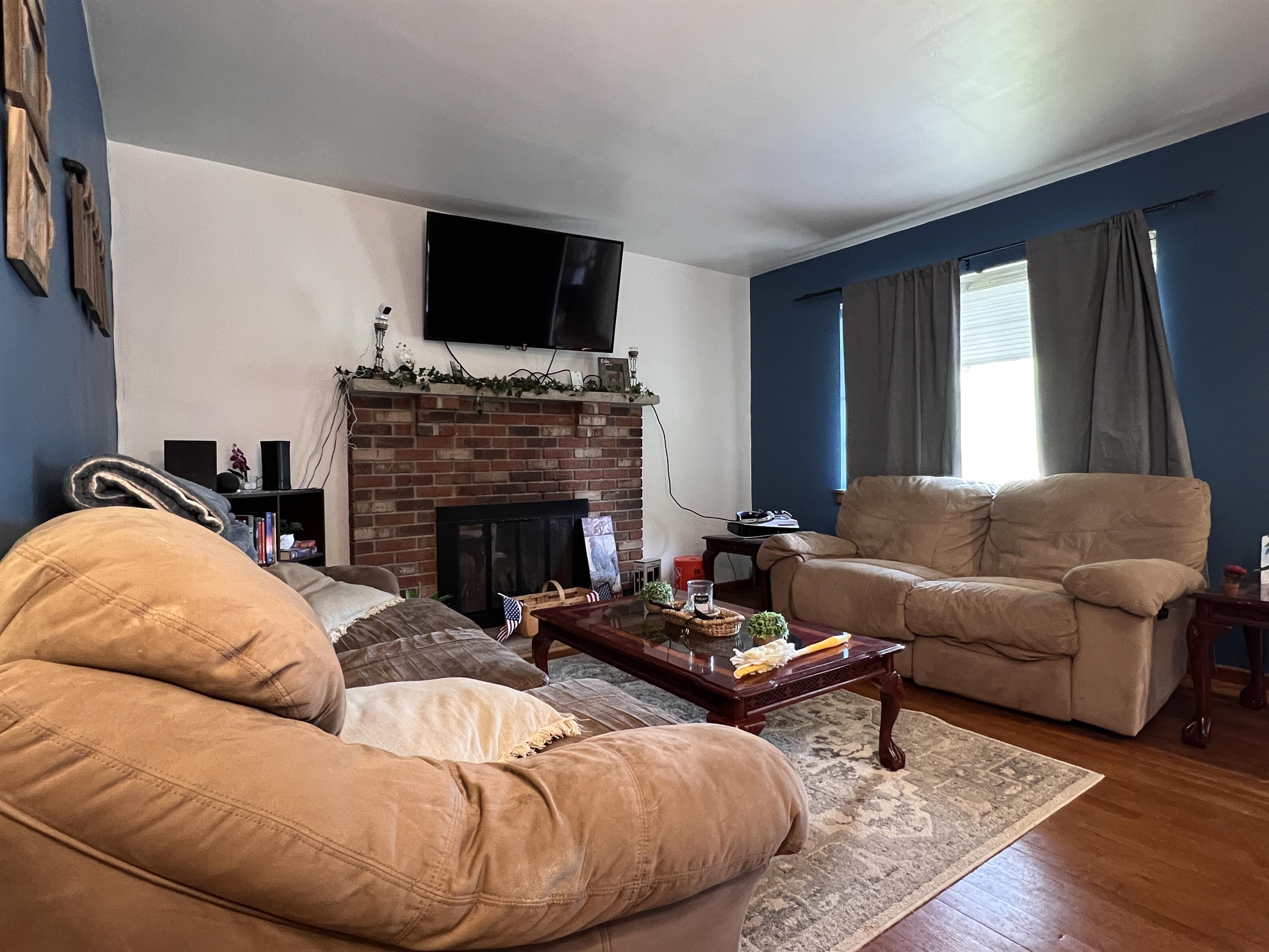 Property thumbnail image