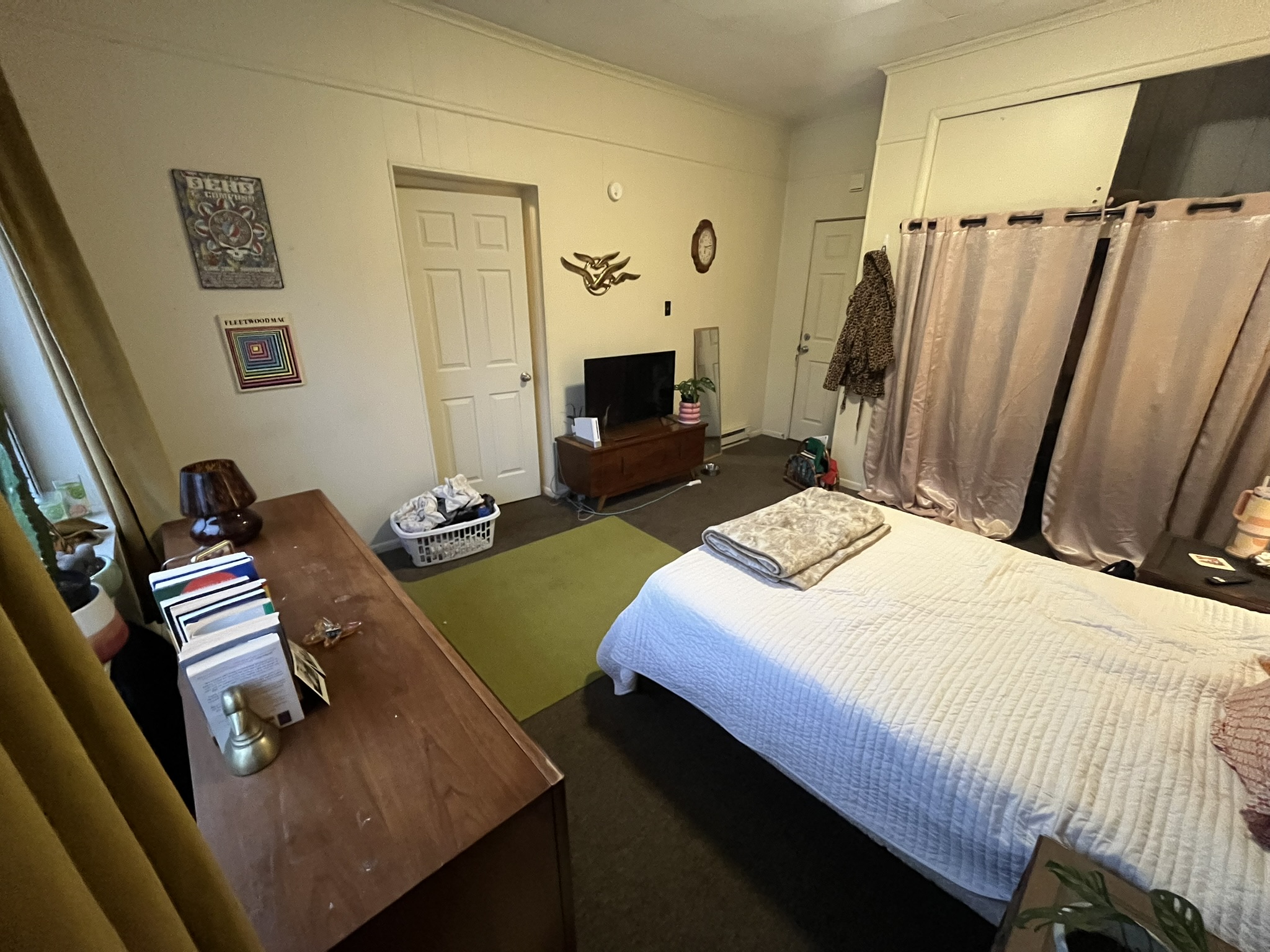 450 Dallas Street - A