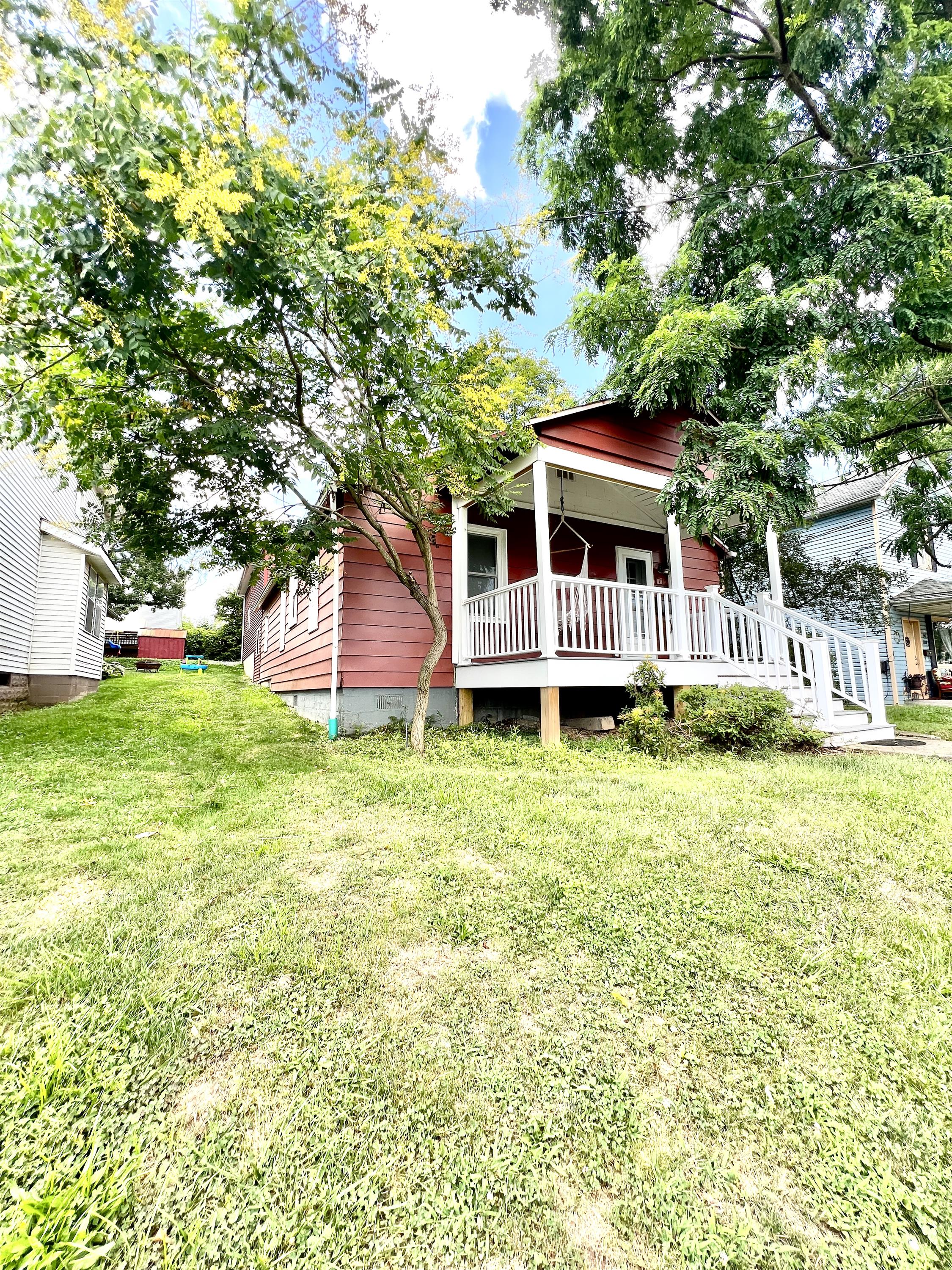 Property main image